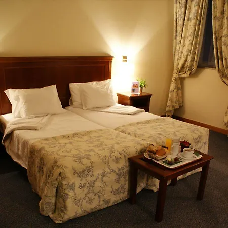 Ribeiro Hotel 3*